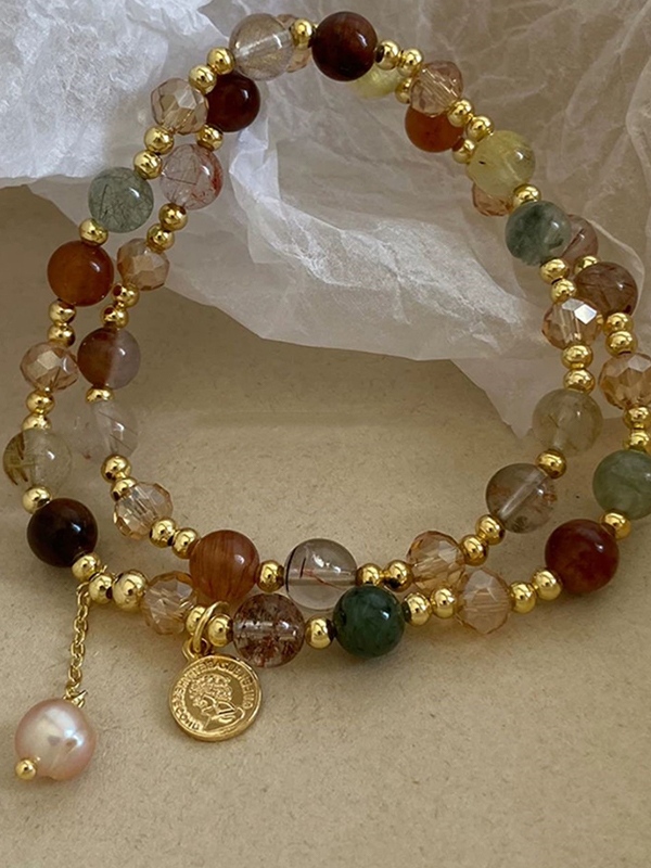 Doppellagiges Armband aus Stein und Perlen