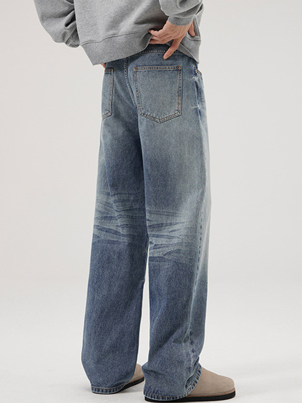 Lockere Jeans mit weitem Bein und verwaschenem American Retro-Look