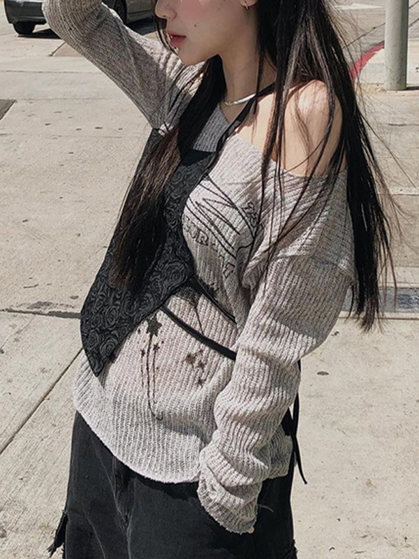 Schulterfreies Oversize-T-Shirt mit langen Ärmeln und Katzen-Print