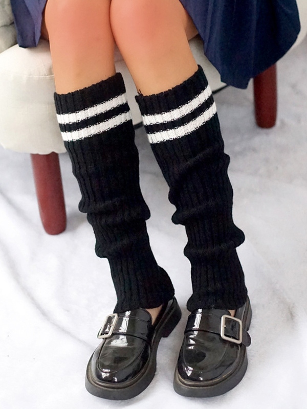 Streifengerippter Beinwärmer